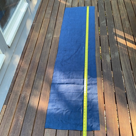 Linen table runner - Navy Blue - Picture 3 of 4